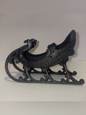 Decorative Cast Iron Sleigh - Black